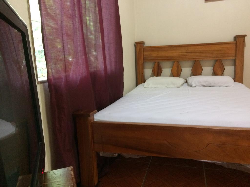 Hostel Rio Danta Ла Фортуна Экстерьер фото