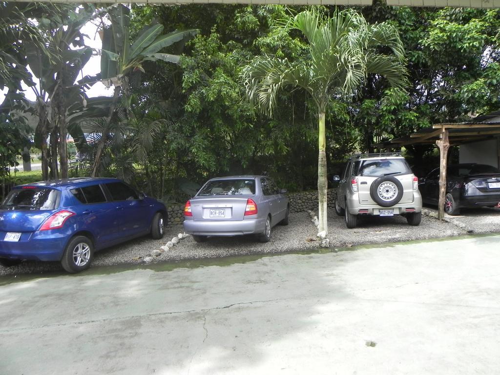 Hostel Rio Danta Ла Фортуна Экстерьер фото